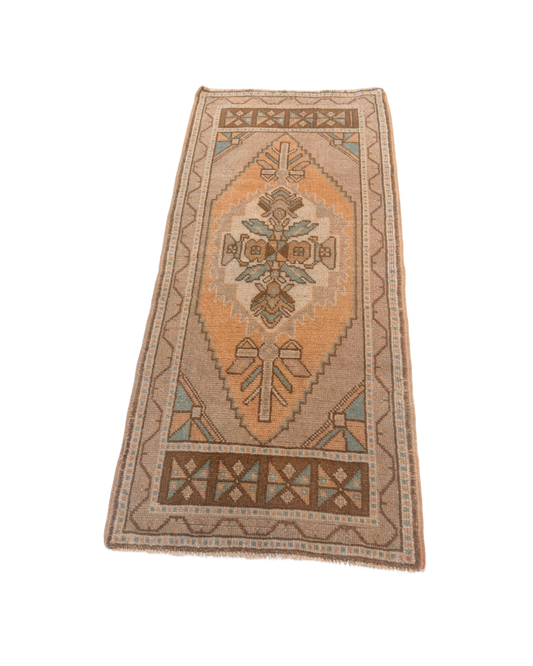 Turkish 1'8" x 3'5" Mini Mat