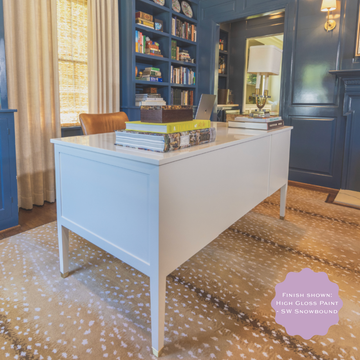 Laura Desk