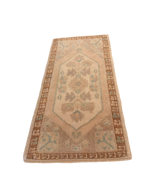Turkish 1'6" x 2'11" Mini Mat
